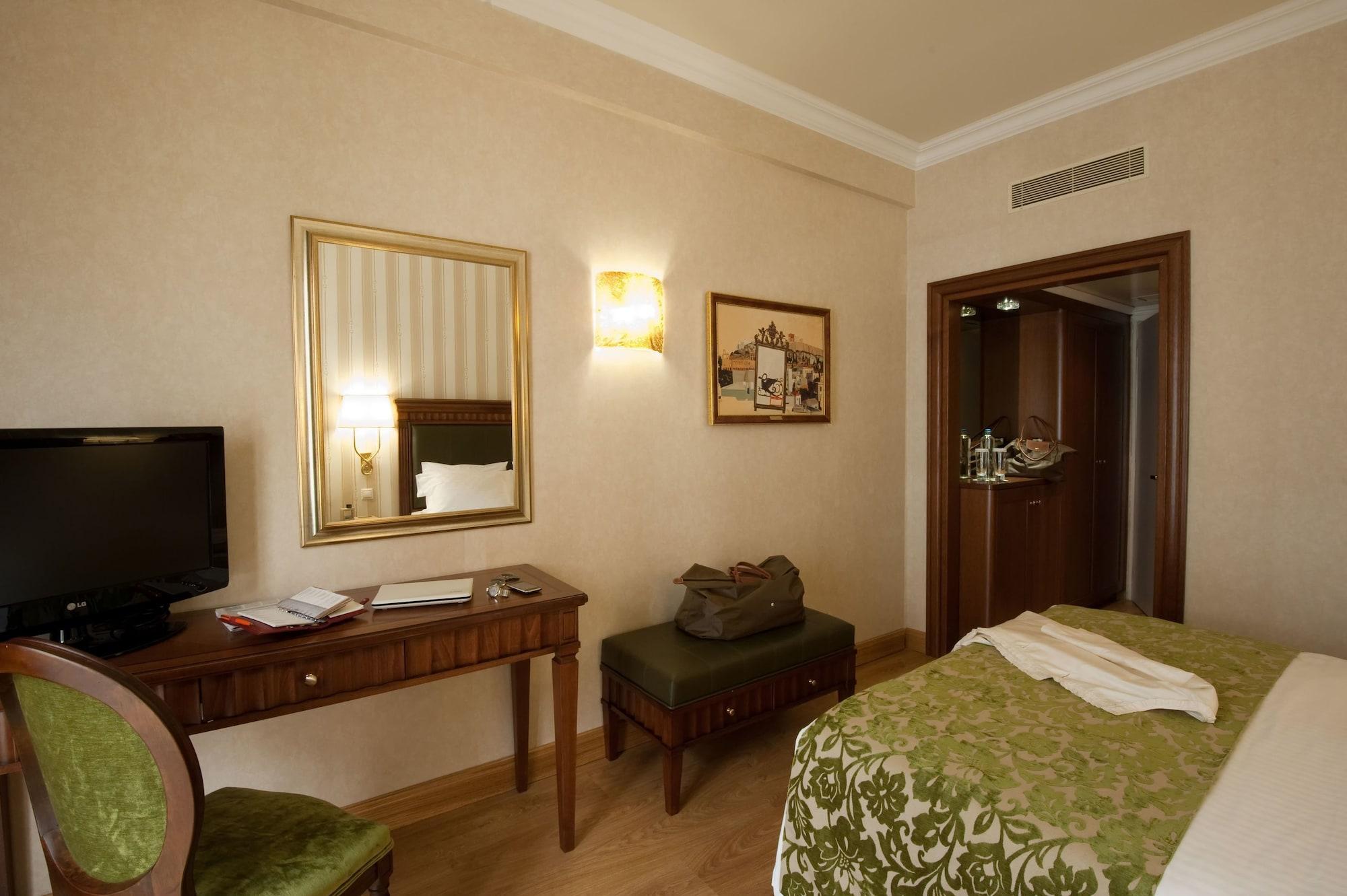 Otel Electra Rhythm Atina